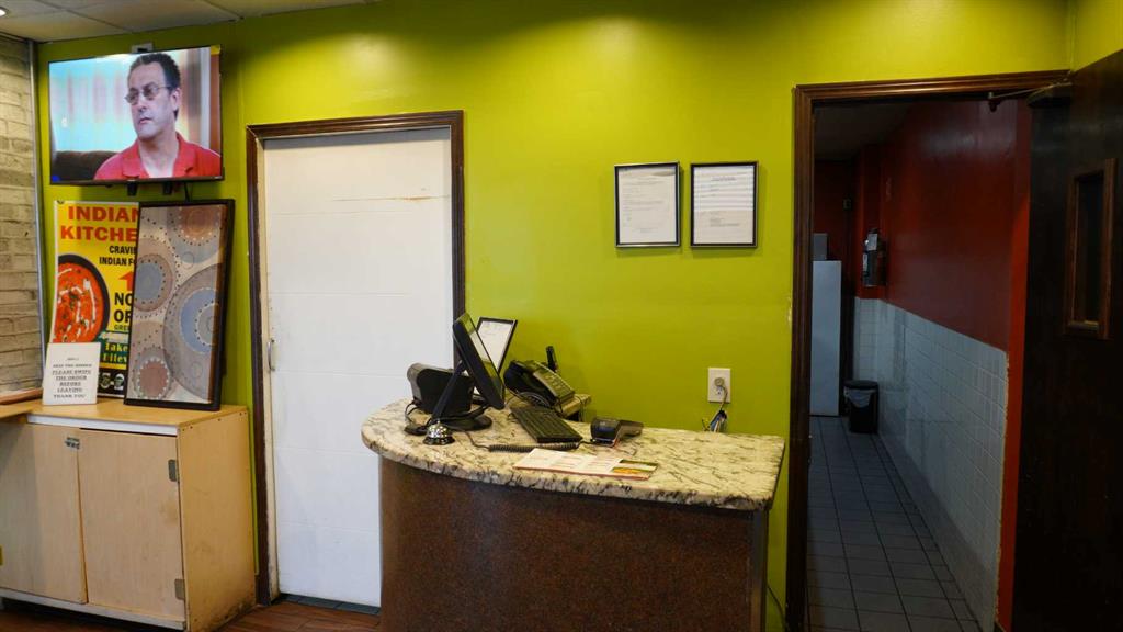 Picture for 2128 Crowchild Trail NW