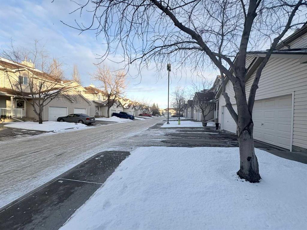 Picture for 136 Douglas Glen Park SE