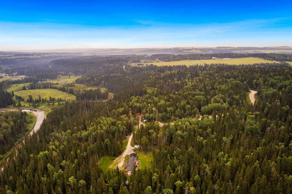 Picture for 204, 29542 Range Road 52  