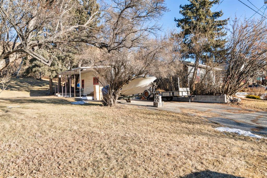 Picture for 328 Third Street W