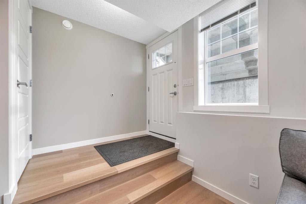 Picture for 344 Cranbrook Square SE