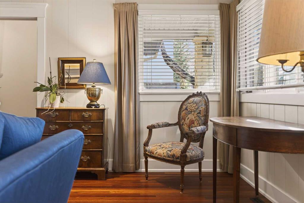 Picture for 3020 7 Street SW