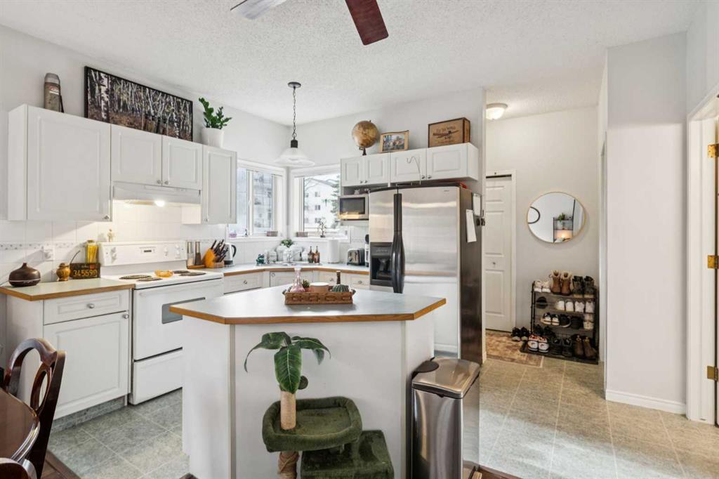 Picture for 102, 622 56 Avenue SW