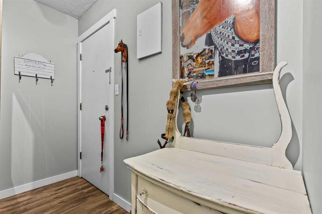 Picture for 201, 2010 11 Avenue SW