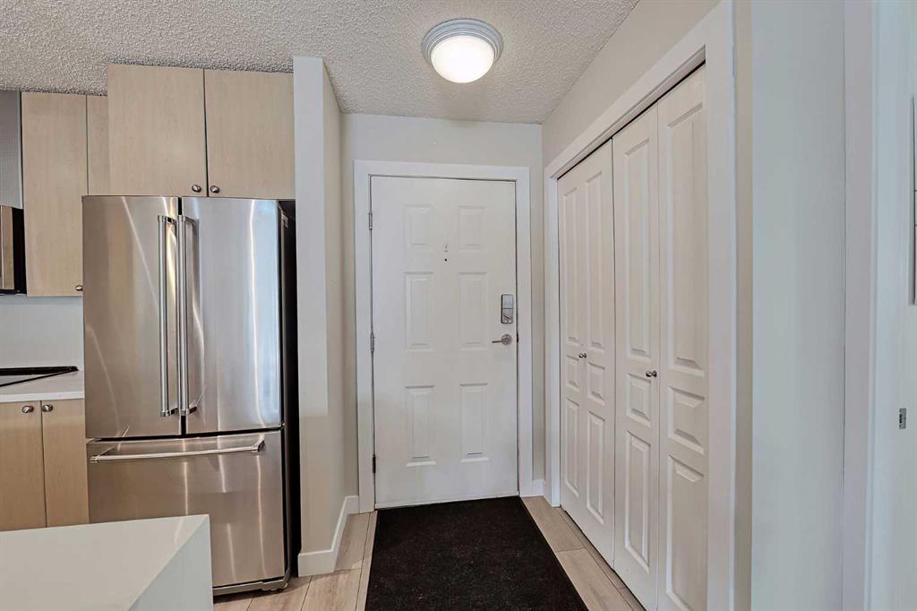 Picture for 219, 25 Richard Place SW