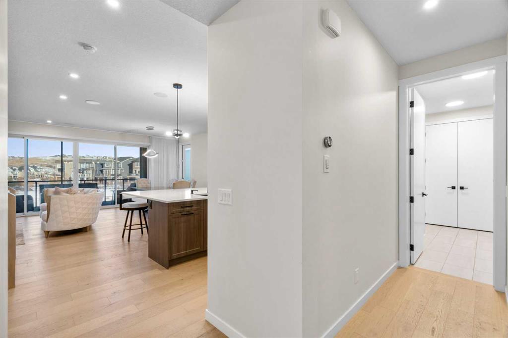 Picture for 1104 Cranbrook Gardens SE