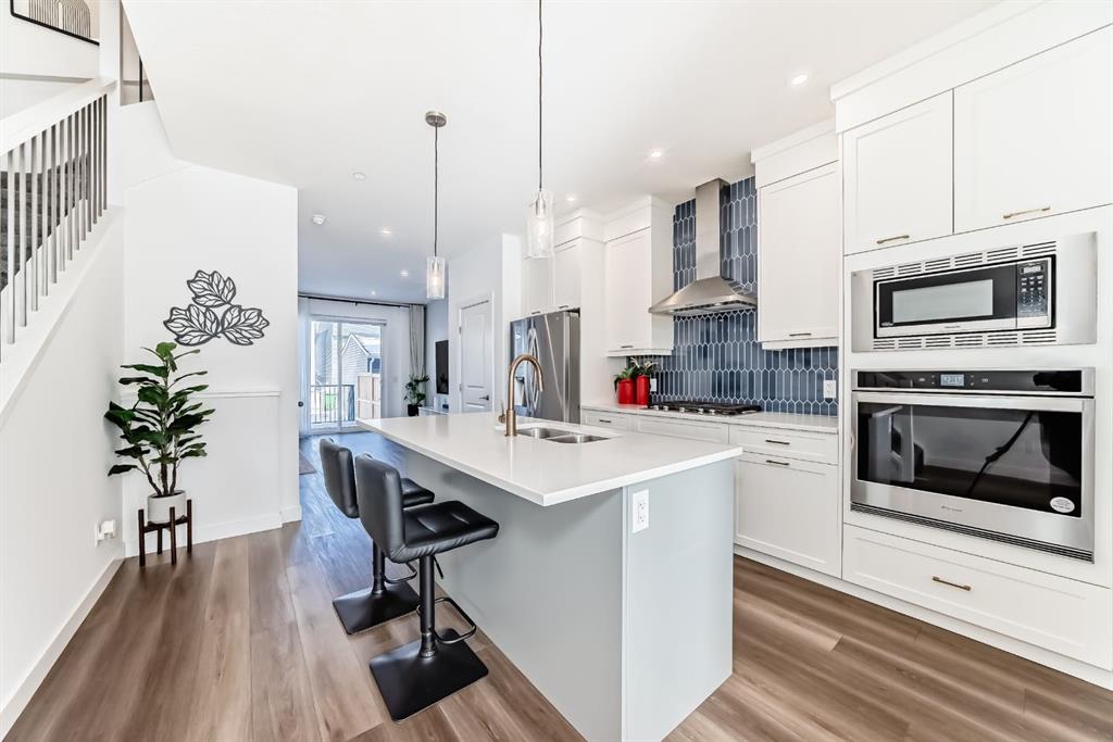 Picture for 81 Herron Mews NE