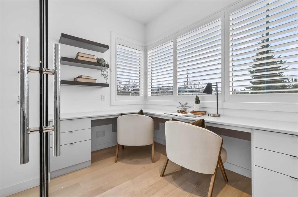 Picture for 4655 19 Street SW