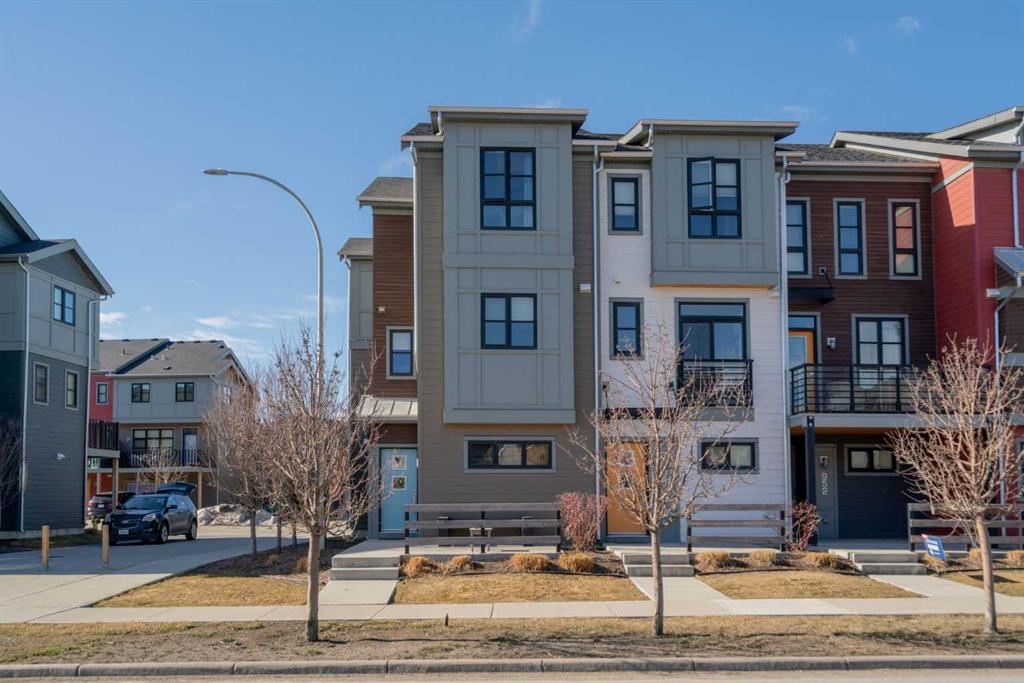 Picture for 960 Walden Drive SE