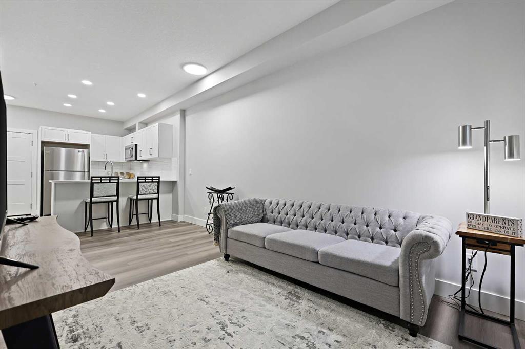 Picture for 105, 8355 19 Avenue SW