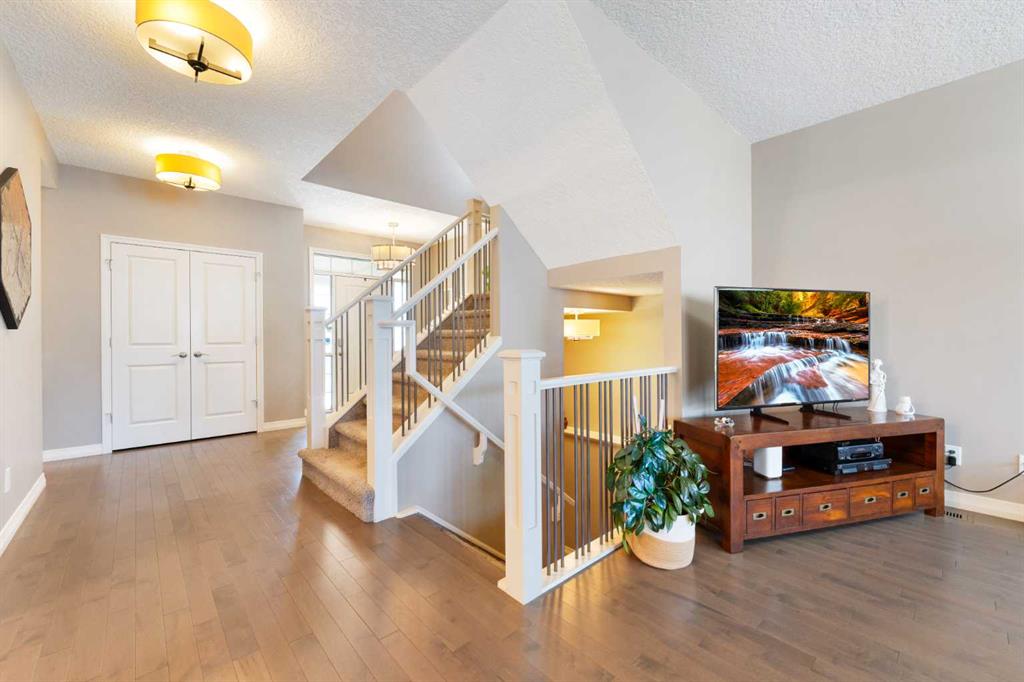 Picture for 172 Auburn Bay Avenue SE