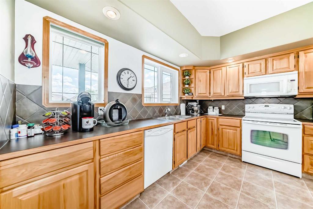 Picture for 14 Wyndham Park View 