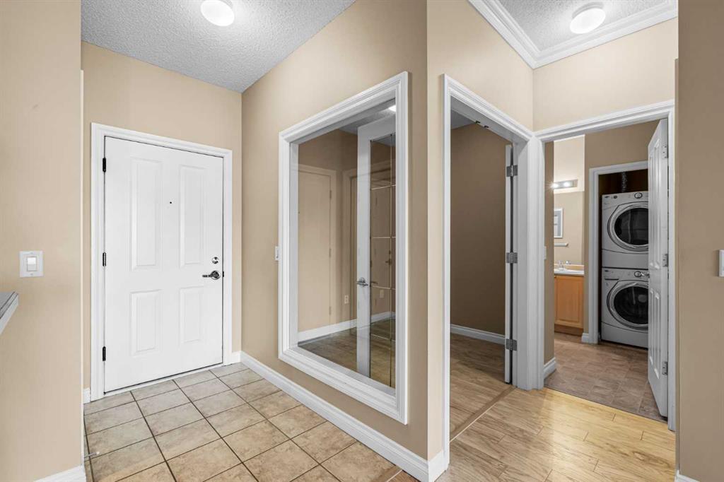 Picture for 3339, 1010 Arbour Lake Road NW