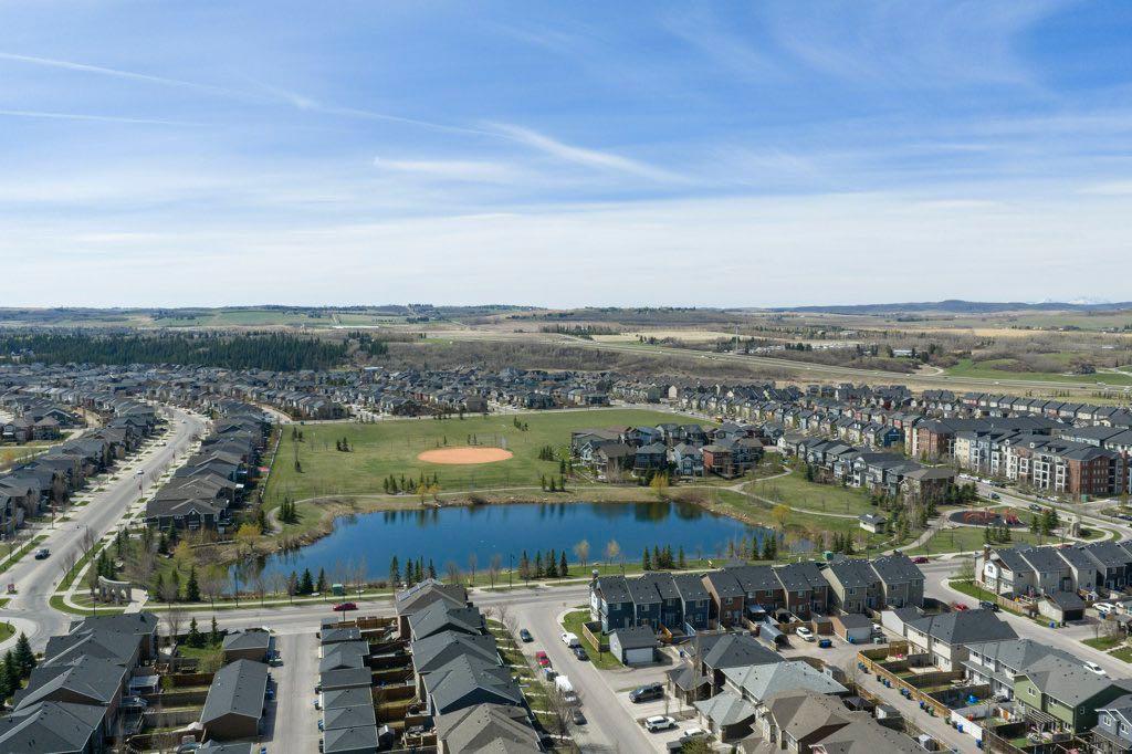 Picture for 194 Legacy Mews SE