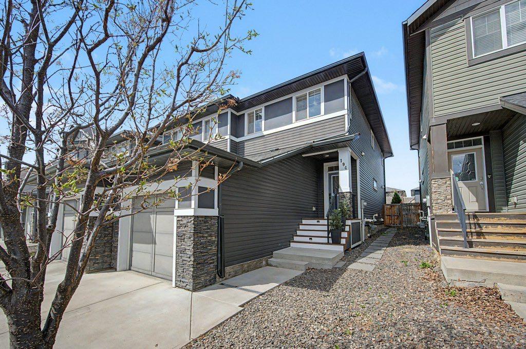 Picture for 194 Legacy Mews SE
