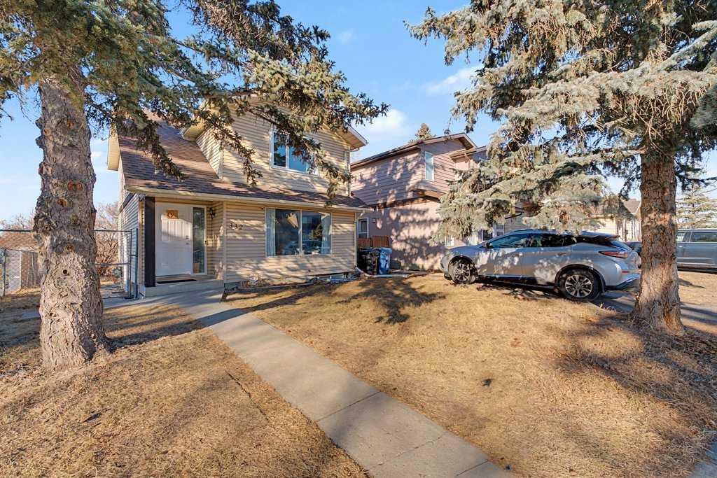 Picture for 332 Abinger Crescent NE
