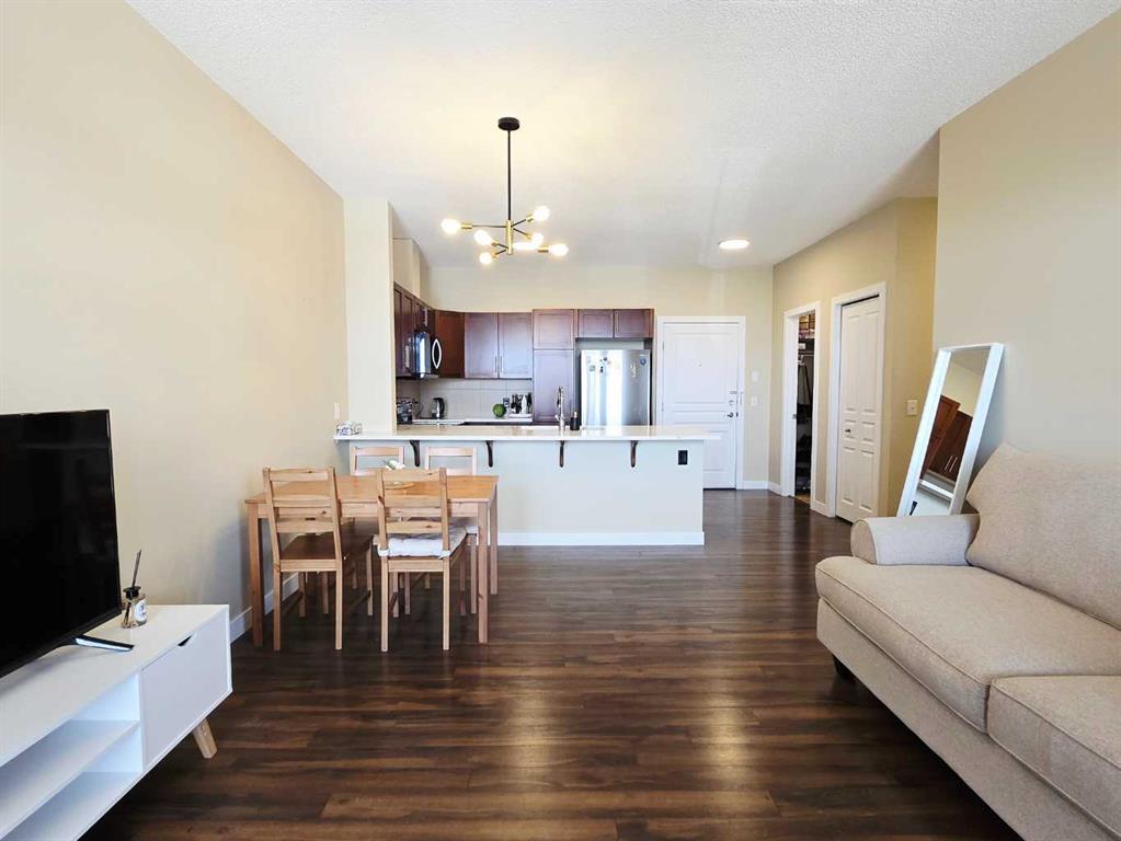 Picture for 301, 76 Panatella Road NW