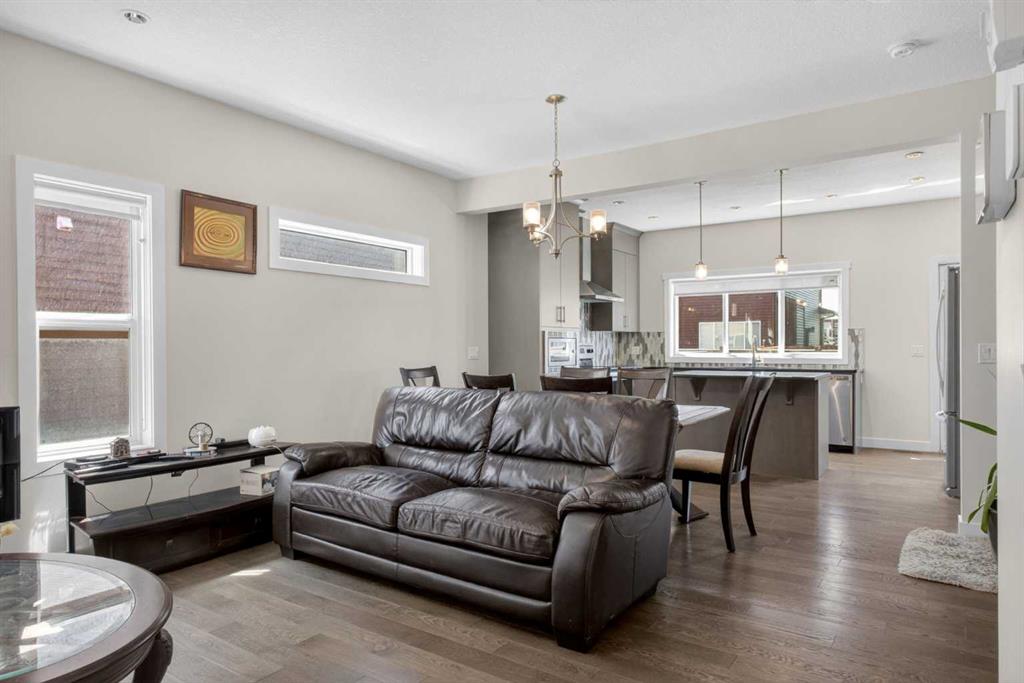 Picture for 77 Saddlestone Place NE
