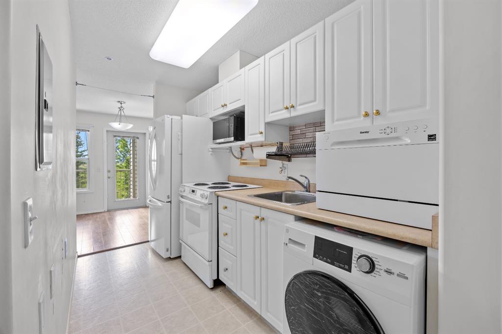 Picture for 325, 5000 Somervale Court SW