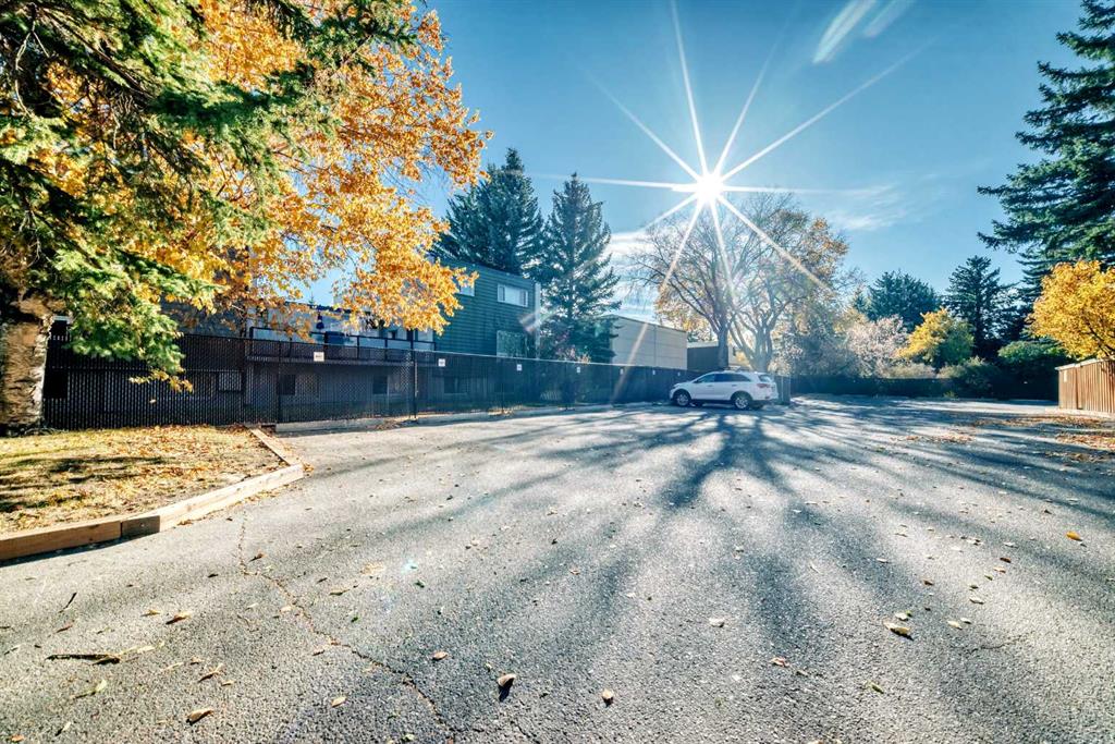 Picture for 210, 1001 68 Avenue SW https://www.cirrealty.ca/reb/creb/46/A2265746_2.jpg