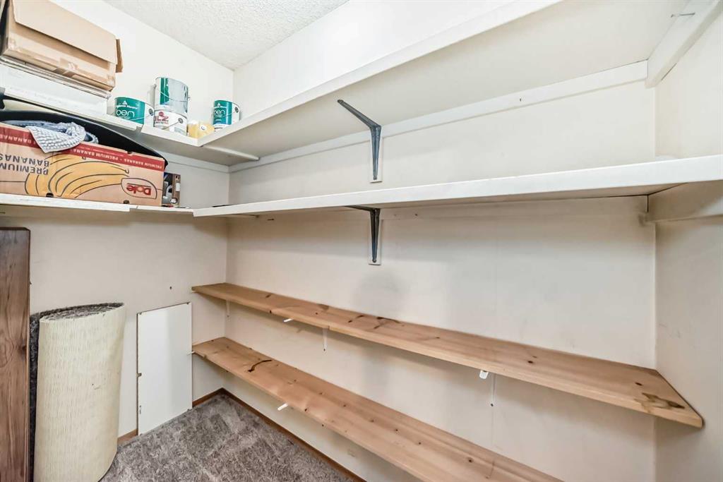 Picture for 210, 1001 68 Avenue SW https://www.cirrealty.ca/reb/creb/46/A2265746_33.jpg