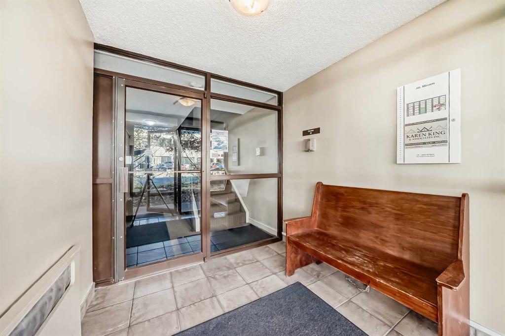 Picture for 210, 1001 68 Avenue SW https://www.cirrealty.ca/reb/creb/46/A2265746_4.jpg