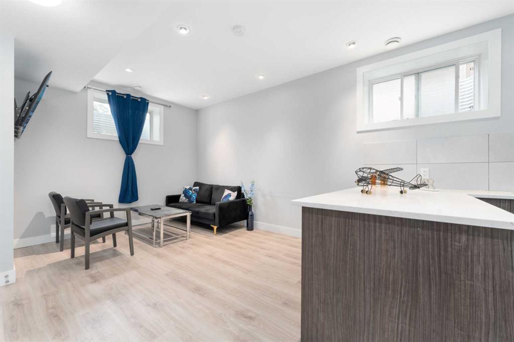 Picture for 415 6 Street NE https://www.cirrealty.ca/reb/creb/46/A2266746_25.jpg