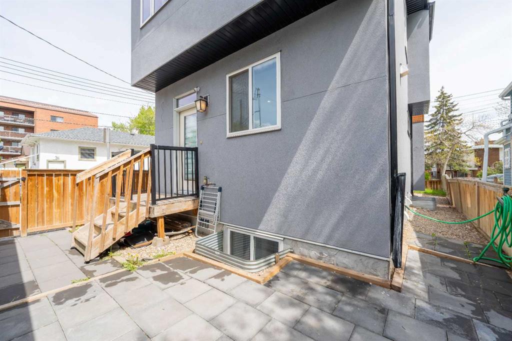 Picture for 415 6 Street NE https://www.cirrealty.ca/reb/creb/46/A2266746_35.jpg