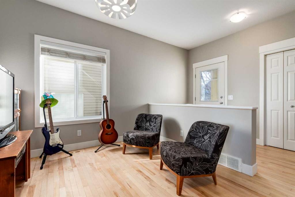 Picture for 632 Copperfield Boulevard SE