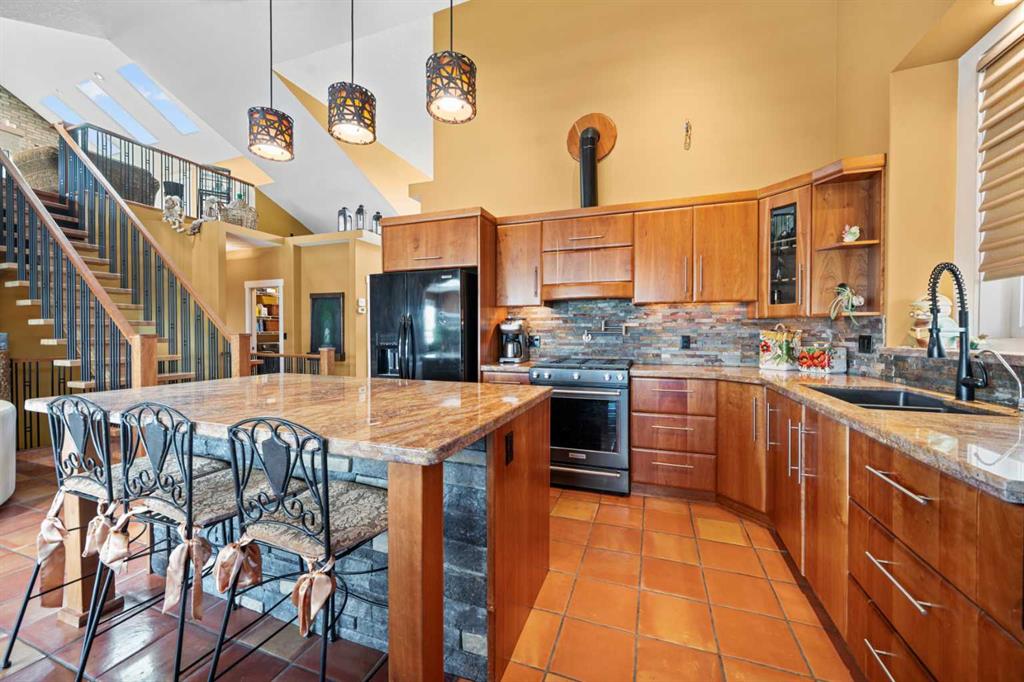 Picture for 118 Riverwood Crescent SW