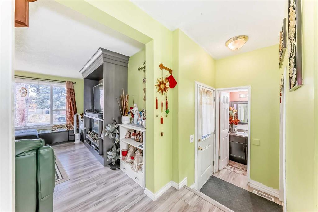 Picture for 6411 26 Avenue NE