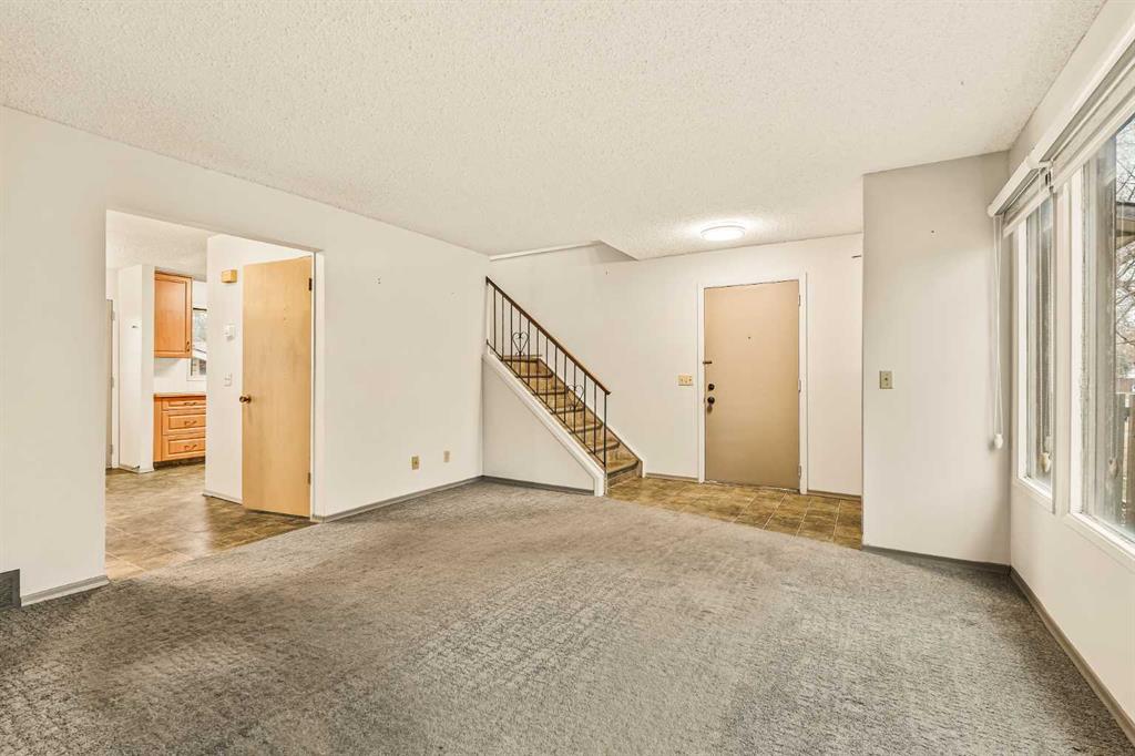 Picture for 4716B 44 Avenue NE