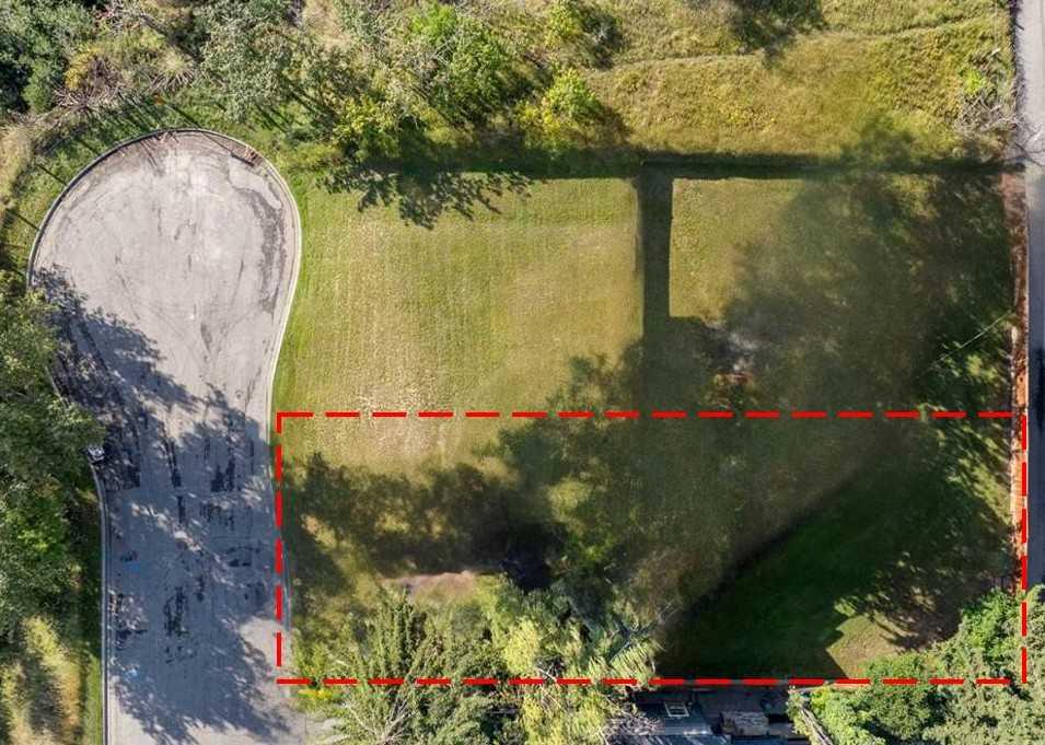 Picture for 3815 9 Street SW