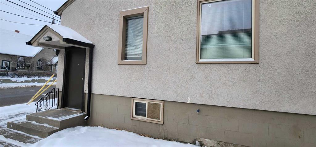 Picture for 601 Marsh Road NE