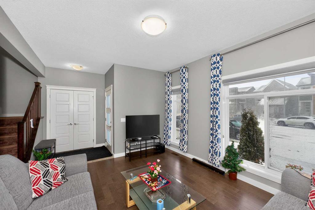 Picture for 1072 Cornerstone Street NE