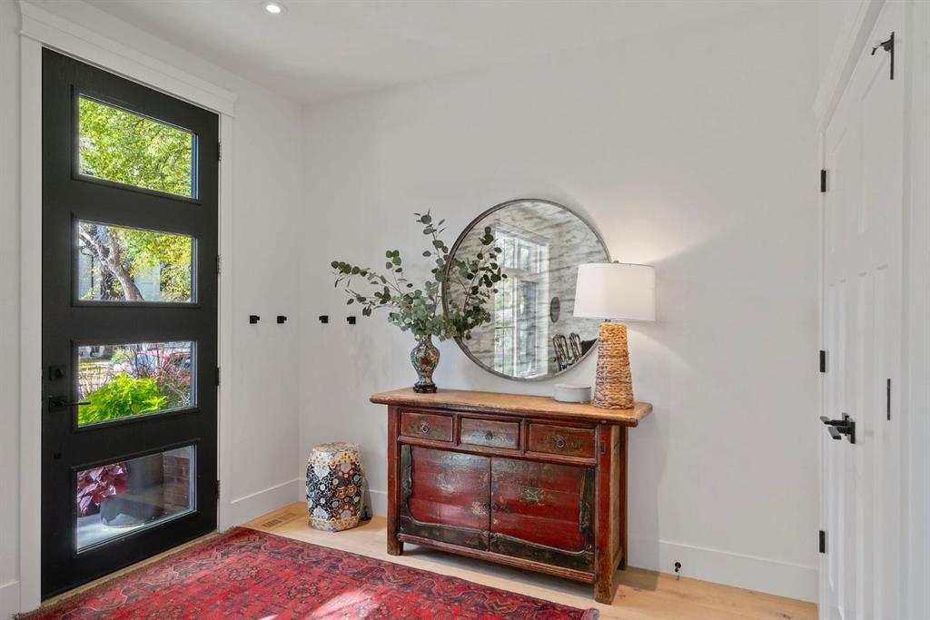 Picture for 2818 36 Street SW