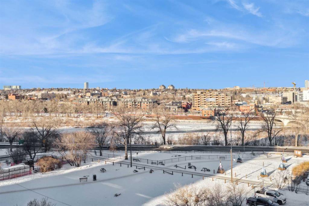 Picture for 705, 1025 5 Avenue SW