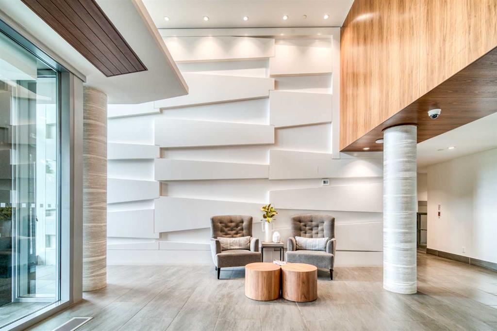 Picture for 705, 1025 5 Avenue SW