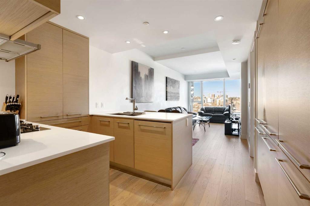 Picture for 705, 1025 5 Avenue SW