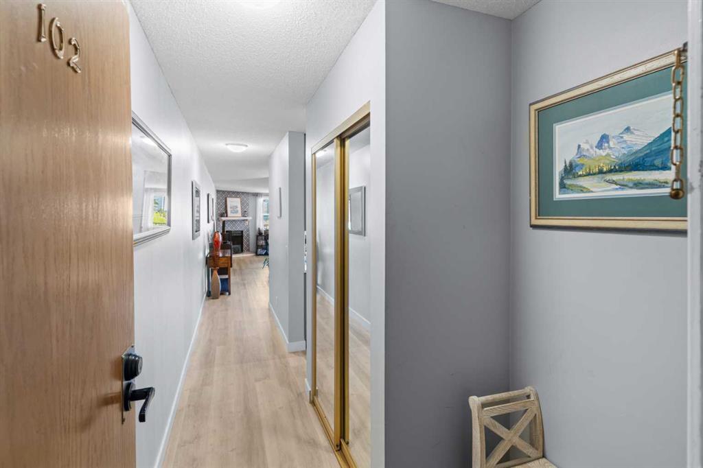 Picture for 102, 333 2 Avenue NE