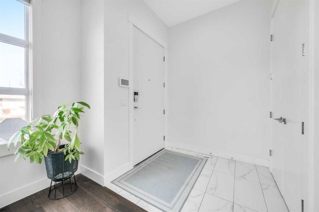 Picture for 2415 25 Avenue NW