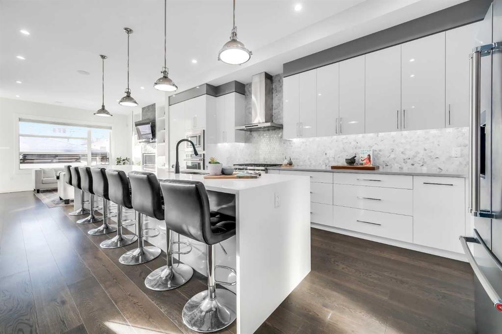 Picture for 2415 25 Avenue NW