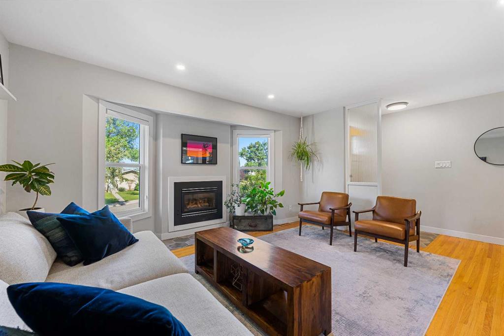 Picture for 15 Fielding Drive SE