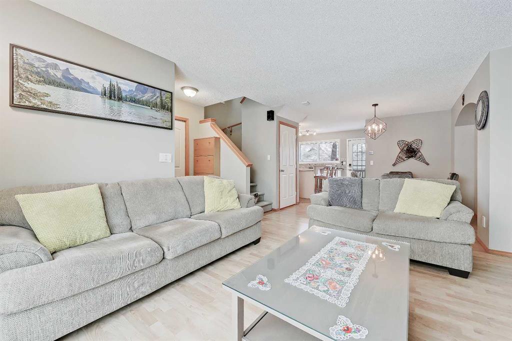 Picture for 312 Cramond Close SE