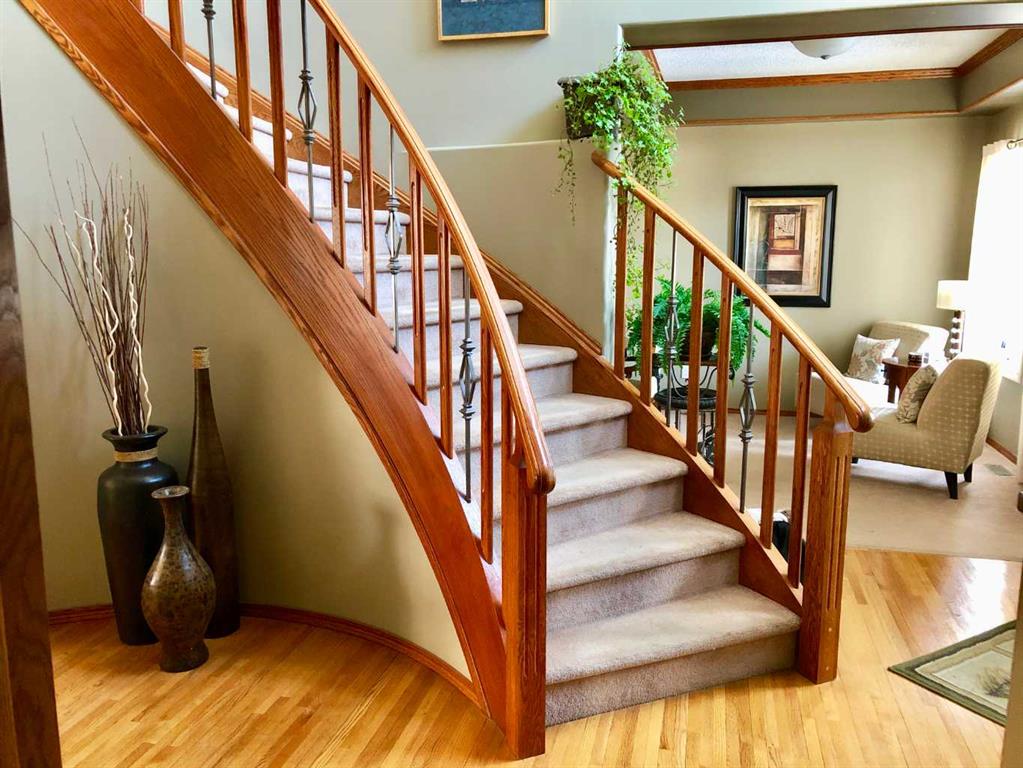 Picture for 63 Evergreen Heights SW