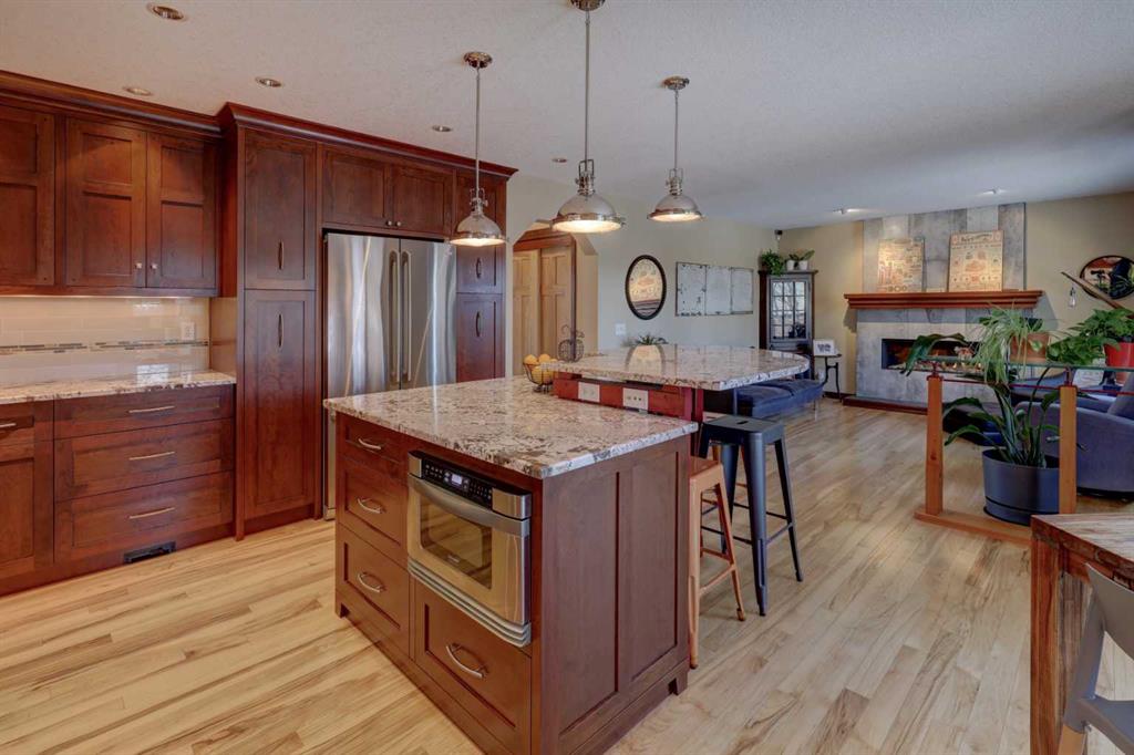 Picture for 66 Scimitar Point NW