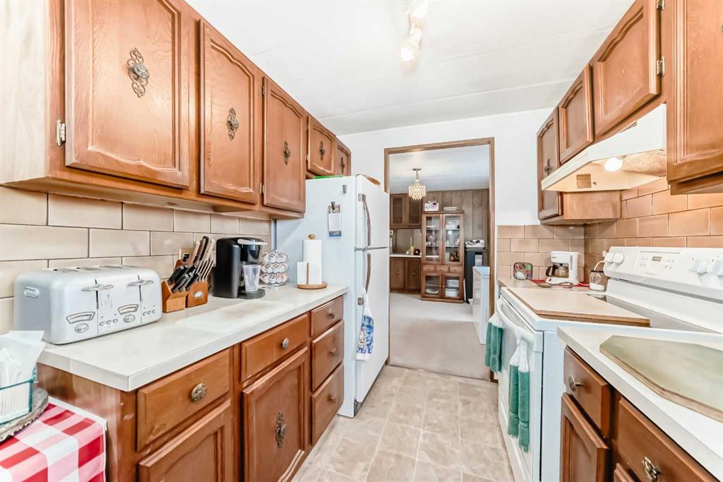 Picture for 99, 99 Arbour Lake Road NW