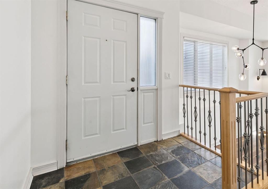 Picture for 2, 1930 24A Street SW