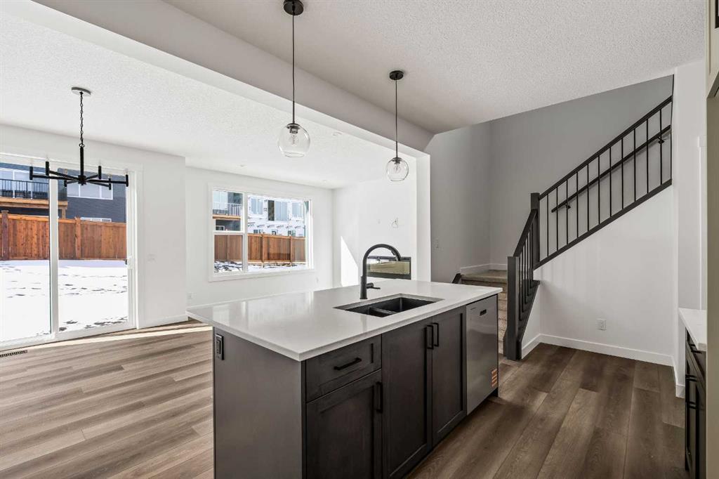 Picture for 49 Starling Passage NW