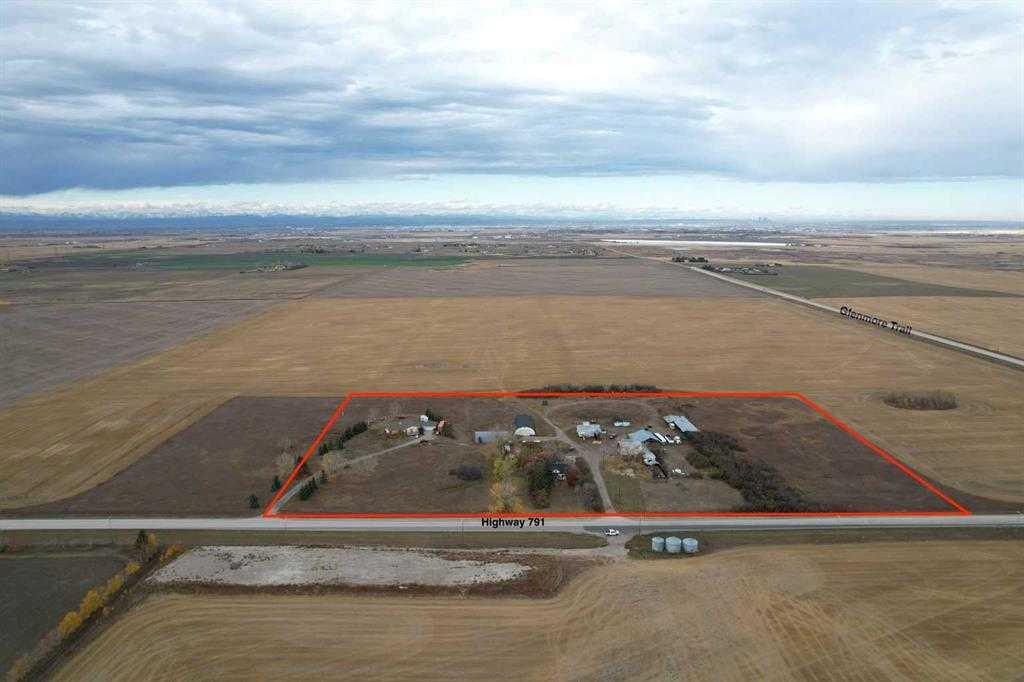 Picture for 233165 &amp; 233191 Range Road 280  